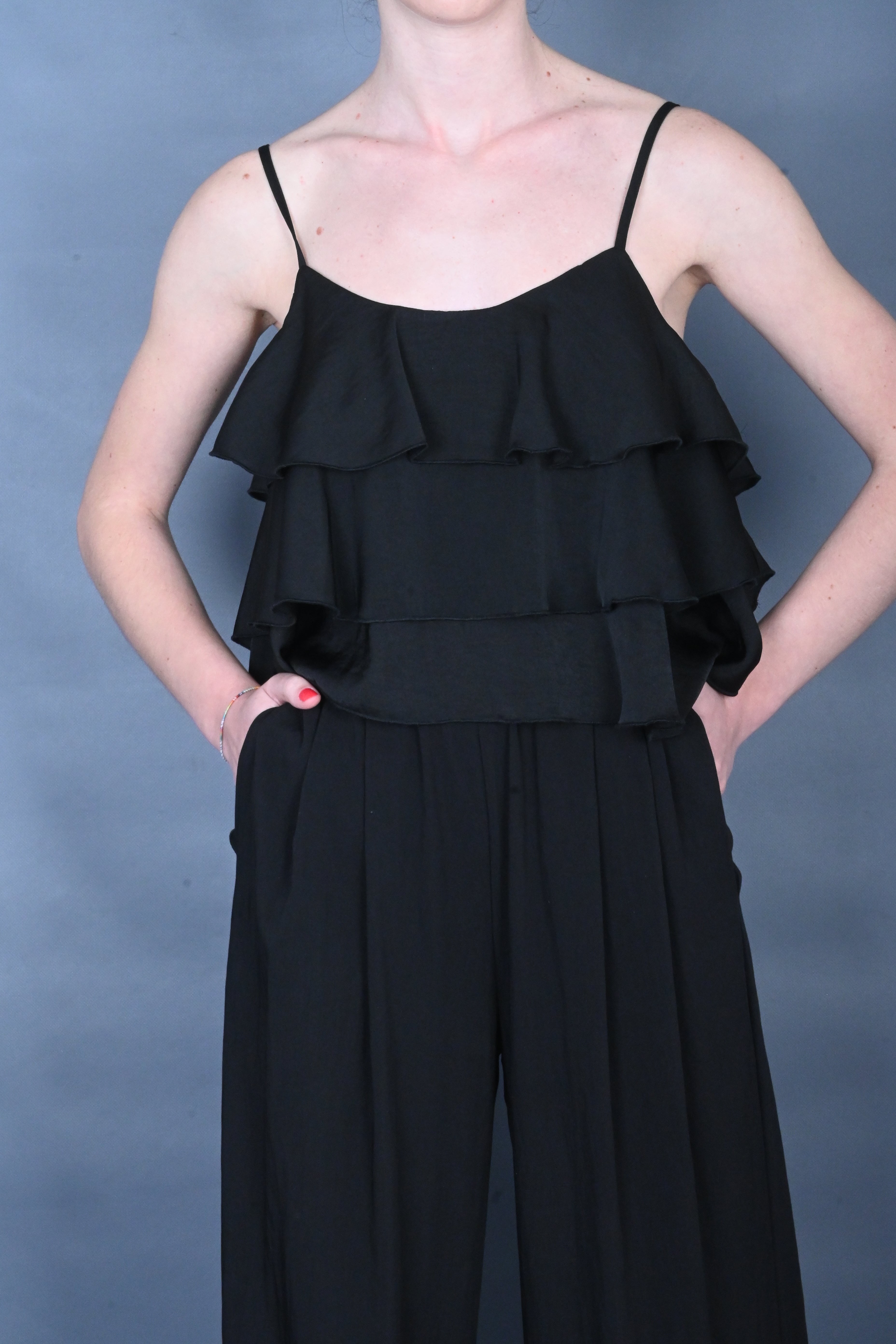 Top a balze nero