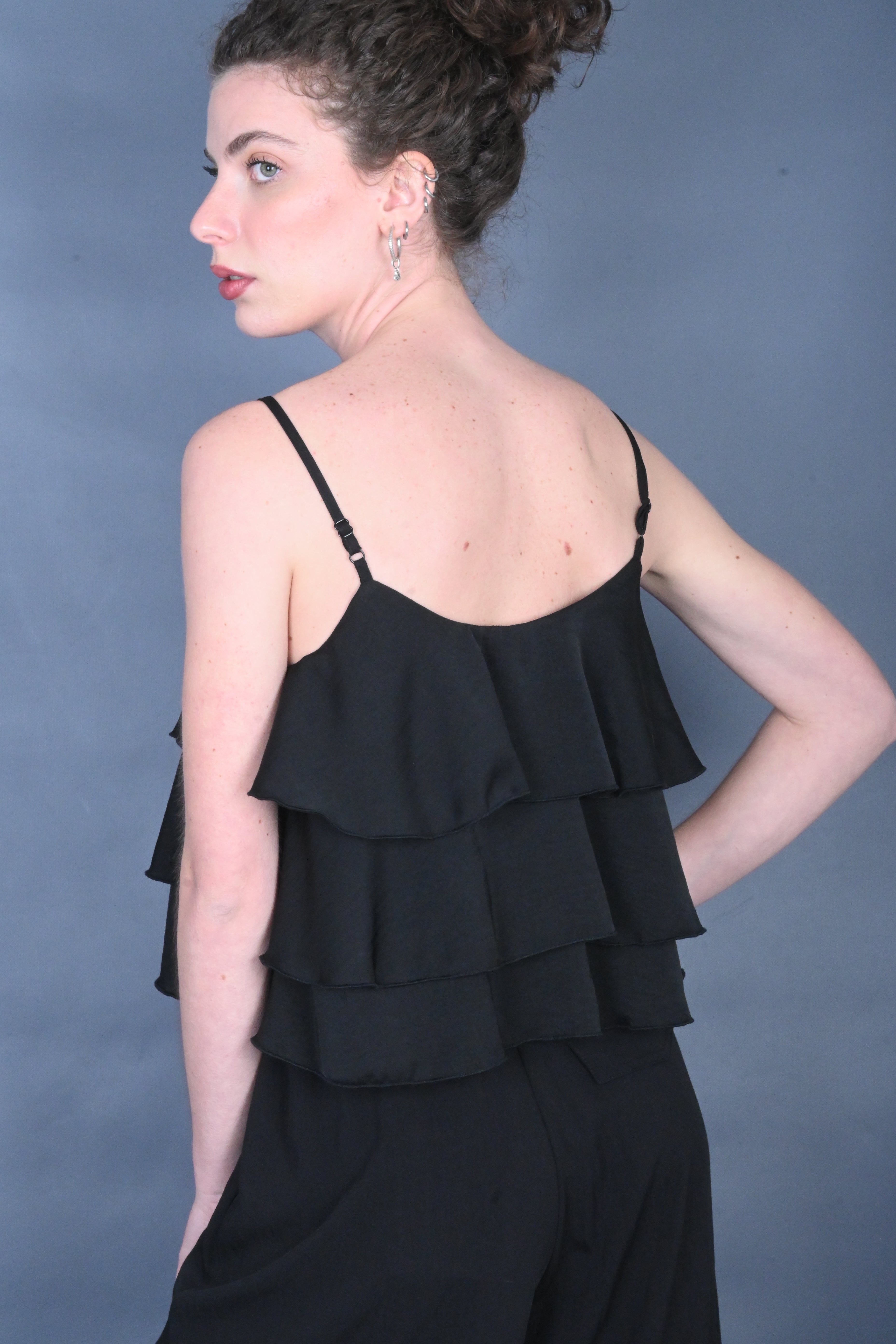 Top a balze nero