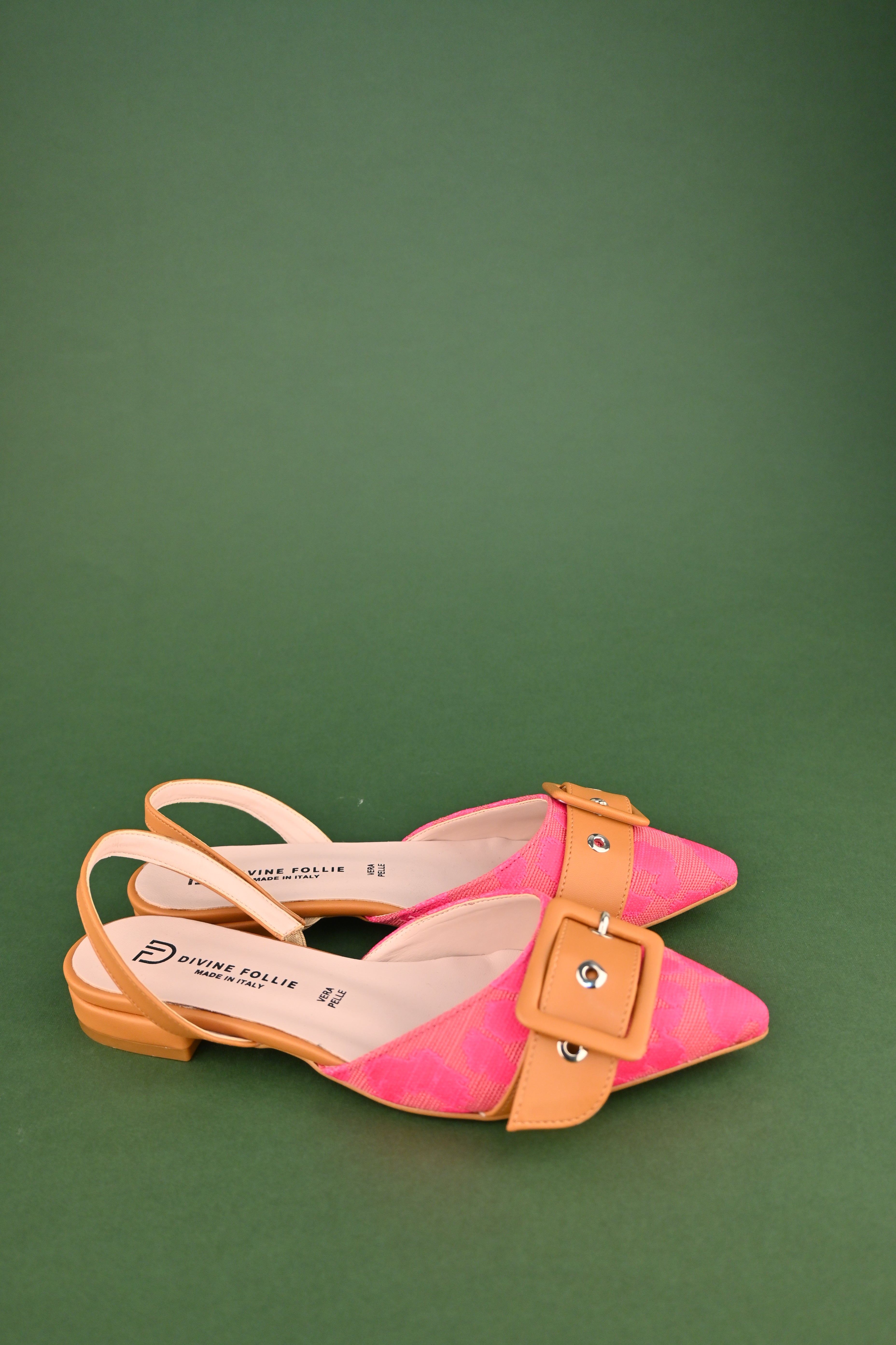 PARDO FLUO FUCSIA CUOIO